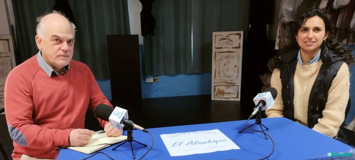 Fernando Sígler e Isabel Vázquez, durante la entrevista realizada en La Salita de Teatro.