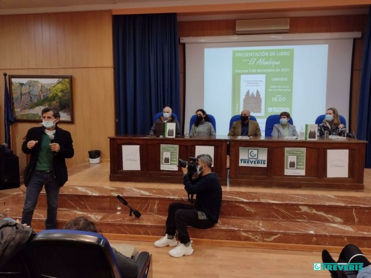 Intervención de Paco Fernández, uno de los participantes en el peregrinaje que se relata en el libro.