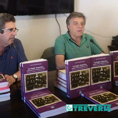 El autor, Antonio Morales Benítez, y su glosador, Pedro Bohórquez Gutiérrez.