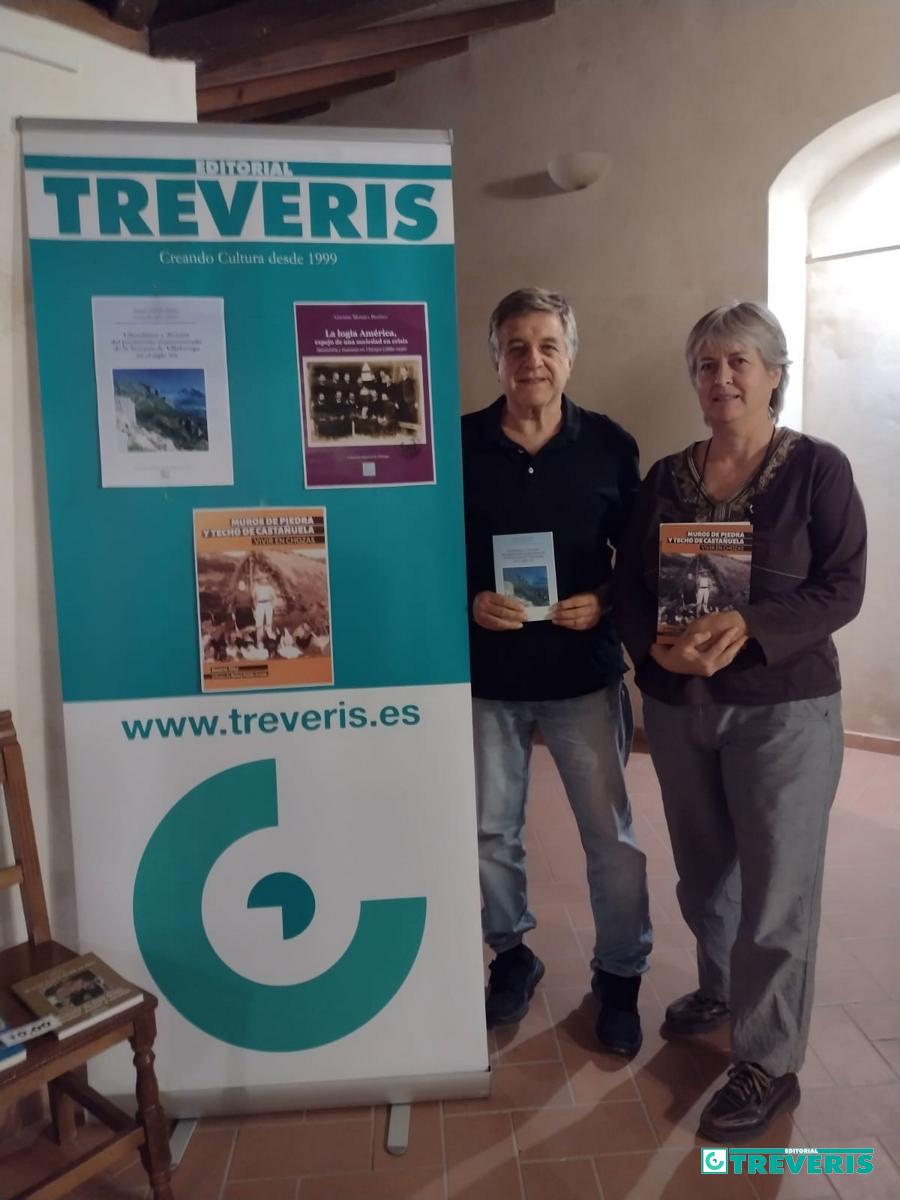 Antonio Morales Benítez y Beatriz Díaz Martínez, en Casa Ordóñez de Bornos.